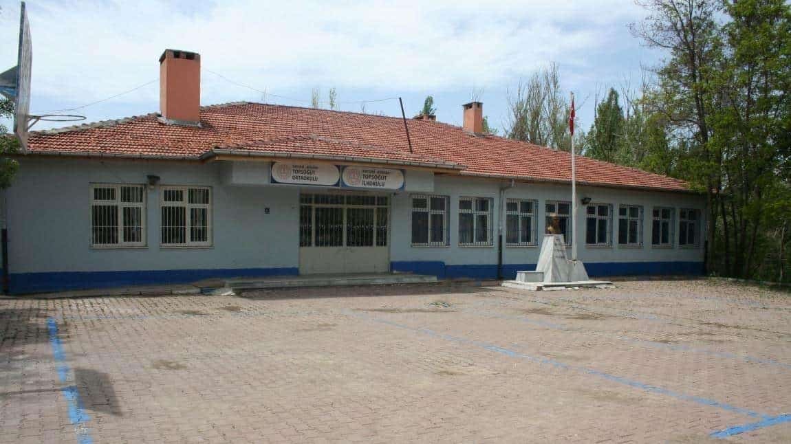 Topsöğüt İlkokulu Fotoğrafı